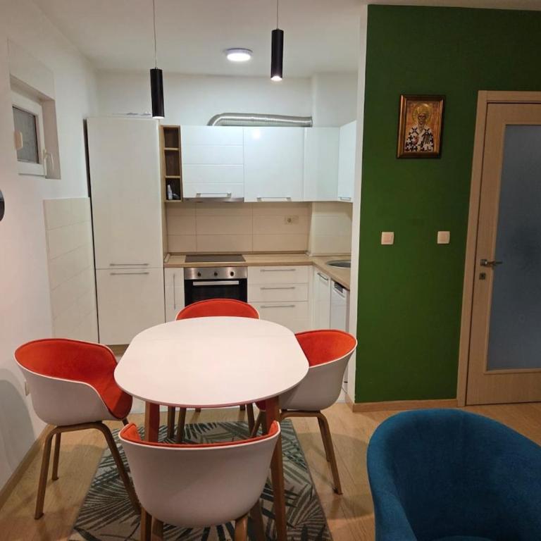 Modern 1 Bedroom Penthouse Apartment in Podgorica - Apartment mit 1 Schlafzimmer - 8