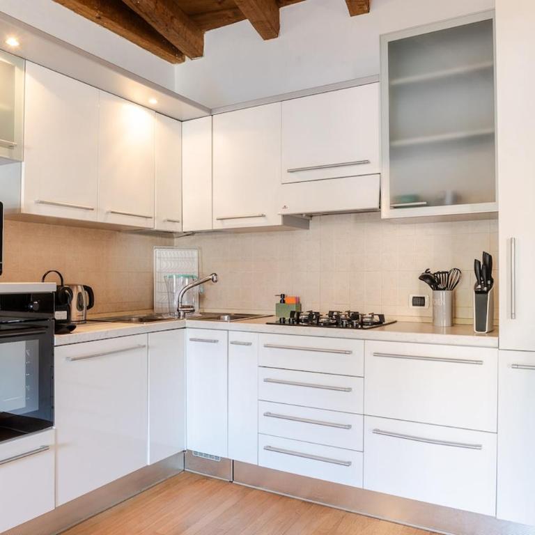 Beautiful apartment-Piazza Mazzini view - Apartment mit 1 Schlafzimmer - 42