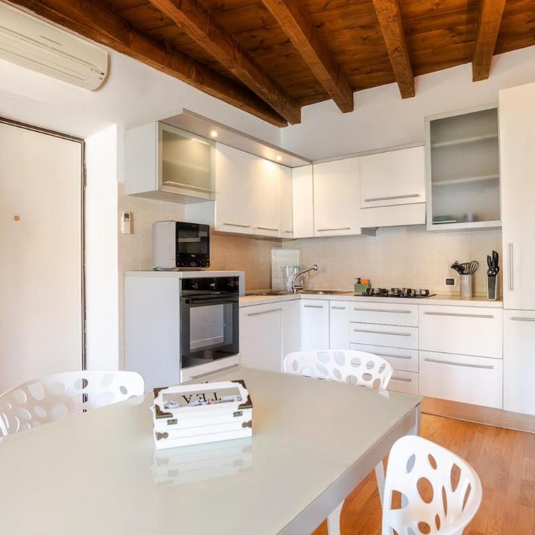 Beautiful apartment-Piazza Mazzini view - Apartment mit 1 Schlafzimmer - 49