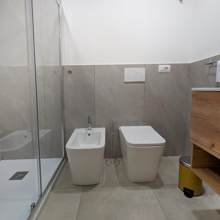 8 Bedrooms & 8 Bathrooms - Milan Certosa - Apartamento - 12