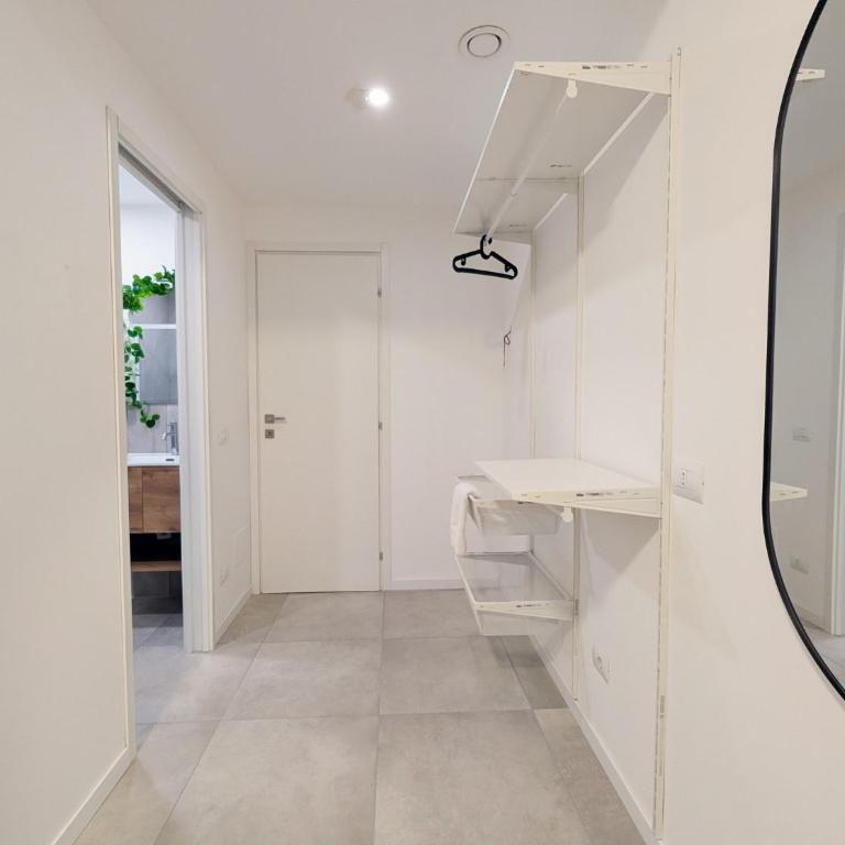 8 Bedrooms & 8 Bathrooms - Milan Certosa - Apartamento - 21