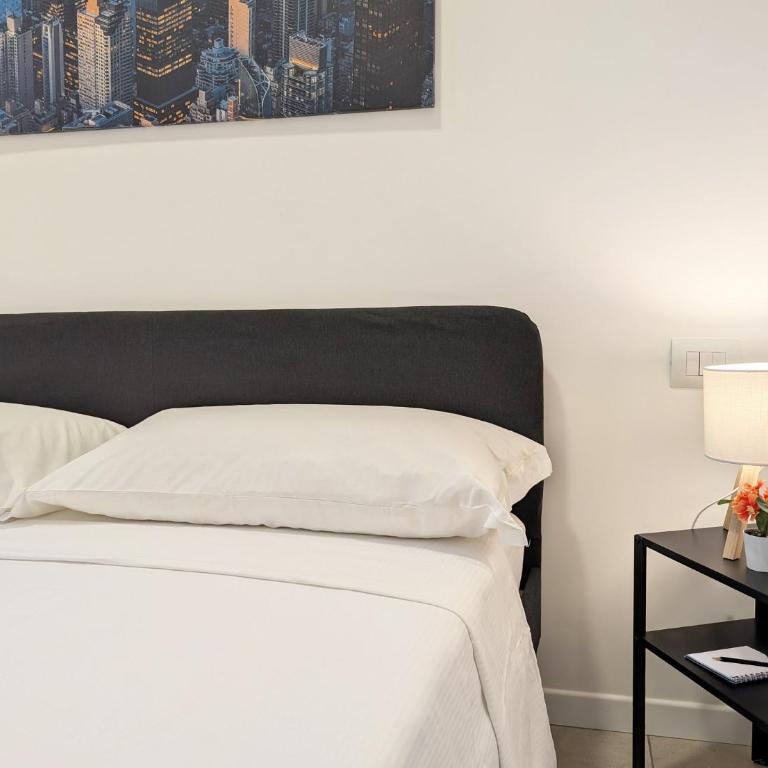 8 Bedrooms & 8 Bathrooms - Milan Certosa - Apartamento - 22