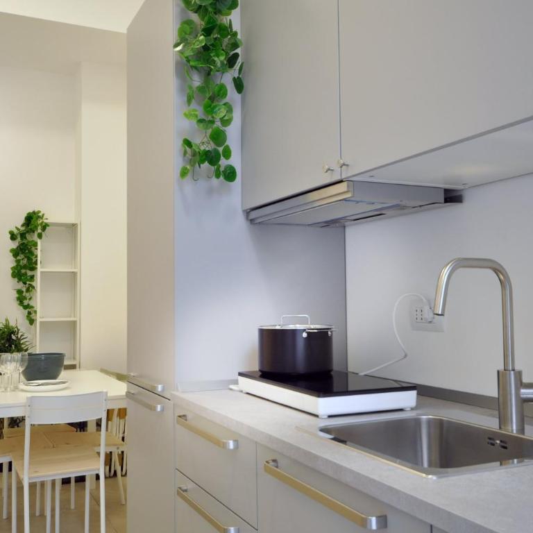 8 Bedrooms & 8 Bathrooms - Milan Certosa - Apartamento - 30