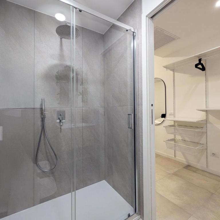 8 Bedrooms & 8 Bathrooms - Milan Certosa - Apartamento - 38