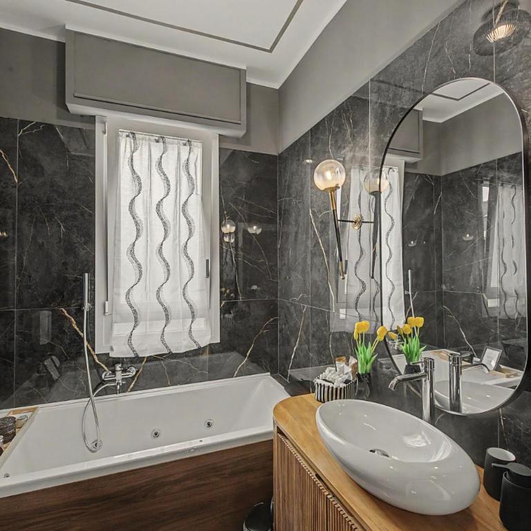 Casa Simone - Appartamento Deluxe con 2 Camere da Letto e Balcone - 21