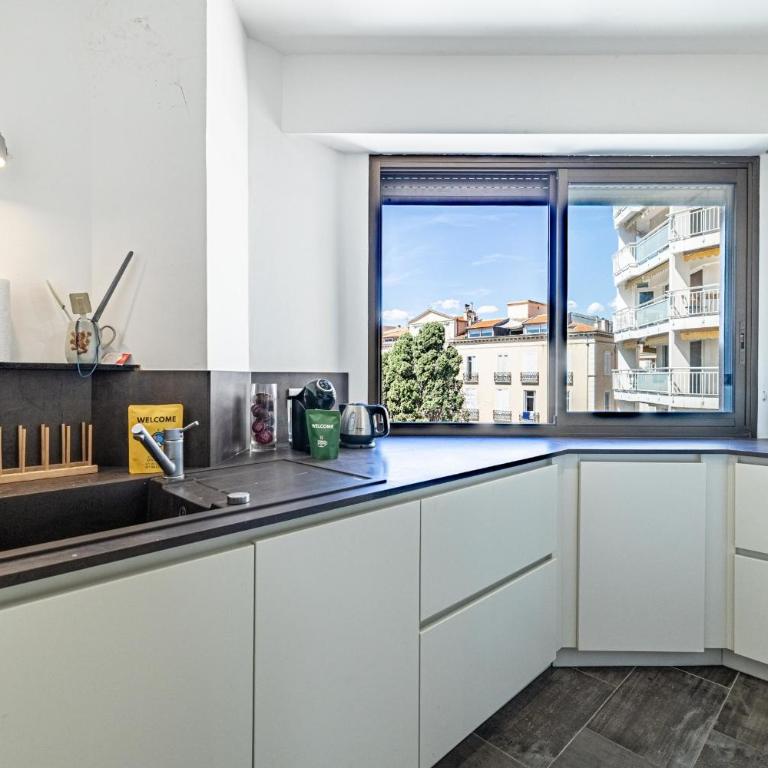 9 CAN - City center apartment 50m Croisette - Appartement 1 Chambre Deluxe - Vue sur Ville - 8