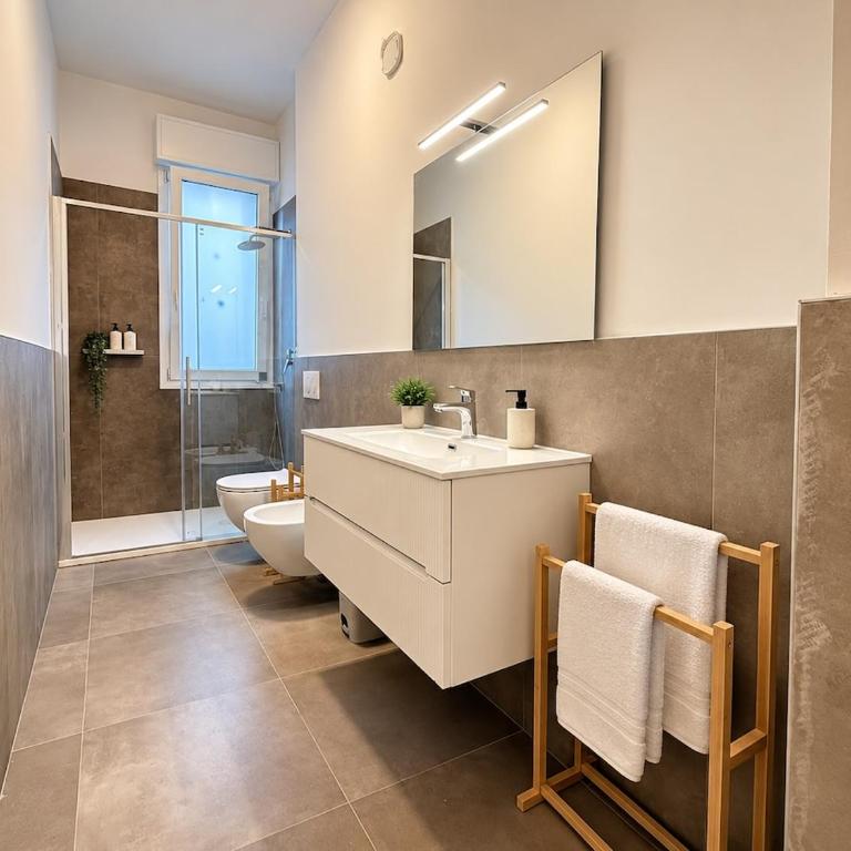 King Apartments Bologna 2 - Appartamento con 2 Camere da Letto - 10
