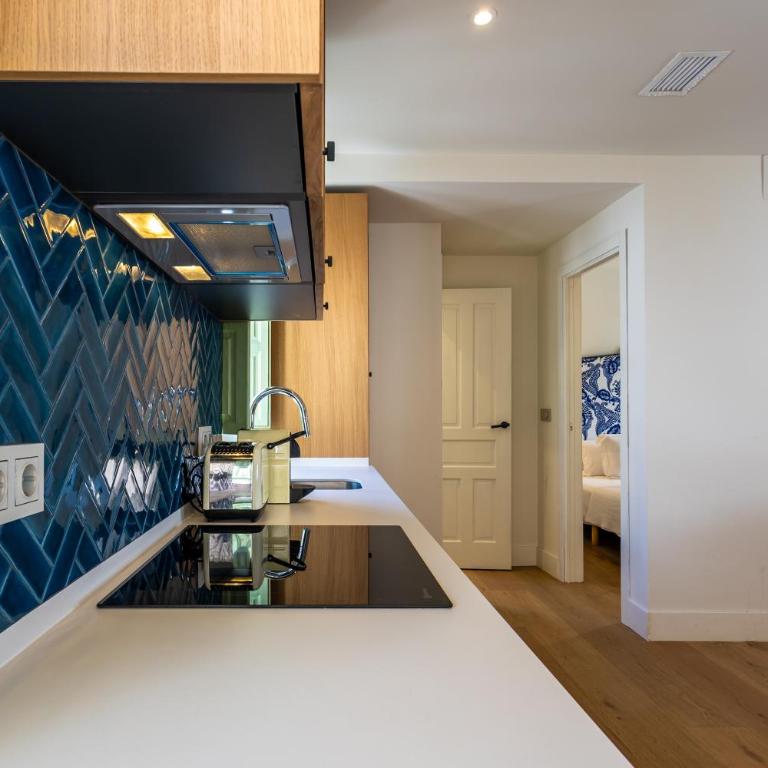 Encanto, casco histórico y pequeña piscina privada - Apartamento de 2 dormitorios con piscina privada - 26