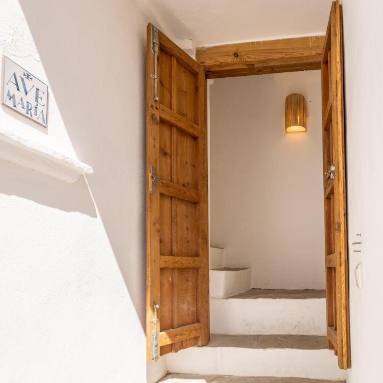 Encanto, casco histórico y pequeña piscina privada - Apartamento de 2 dormitorios con piscina privada - 4