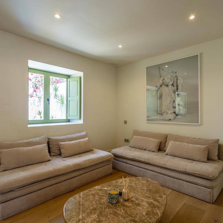 Encanto, casco histórico y pequeña piscina privada - Apartamento de 2 dormitorios con piscina privada - 18