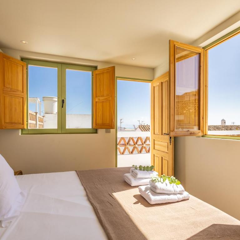 Encanto, casco histórico y pequeña piscina privada - Apartamento de 2 dormitorios con piscina privada - 56