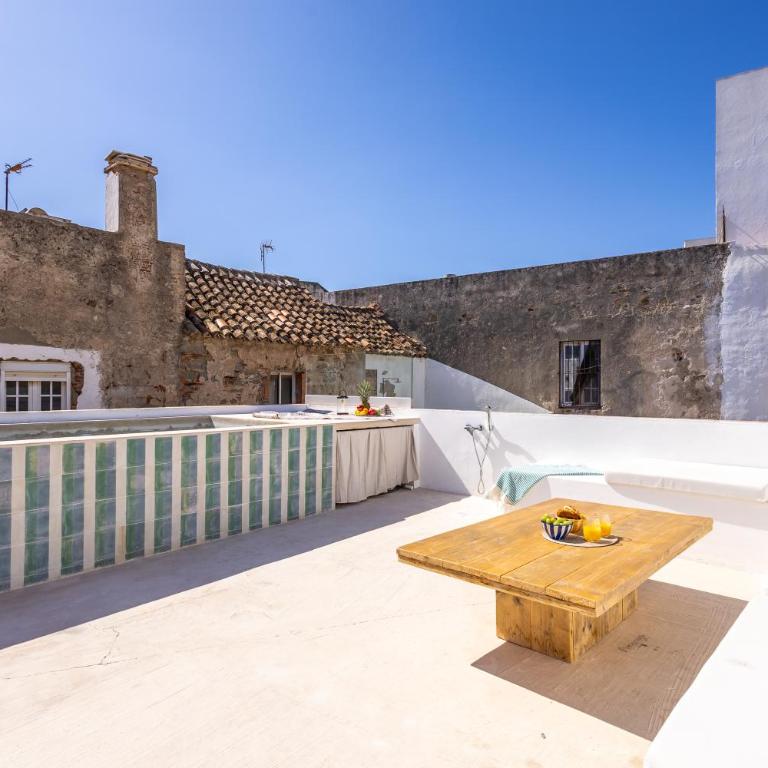 Encanto, casco histórico y pequeña piscina privada - Apartamento de 2 dormitorios con piscina privada - 9