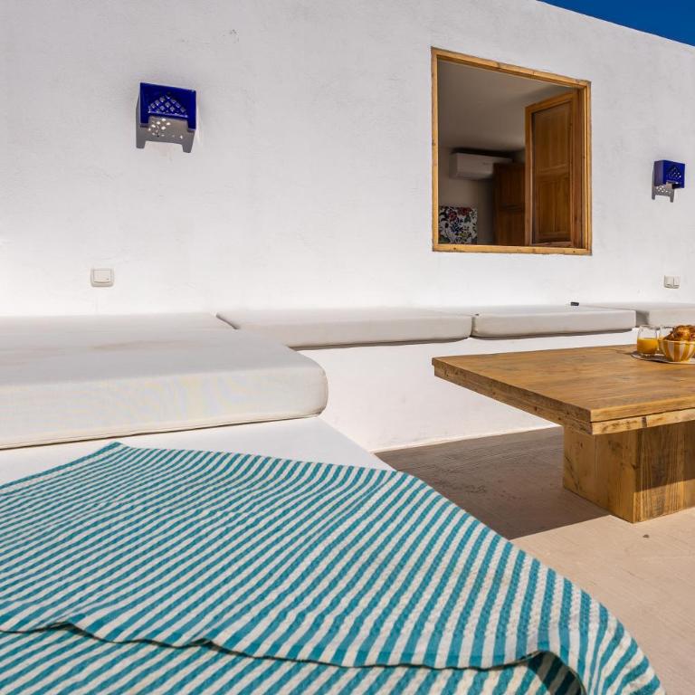 Encanto, casco histórico y pequeña piscina privada - Apartamento de 2 dormitorios con piscina privada - 13