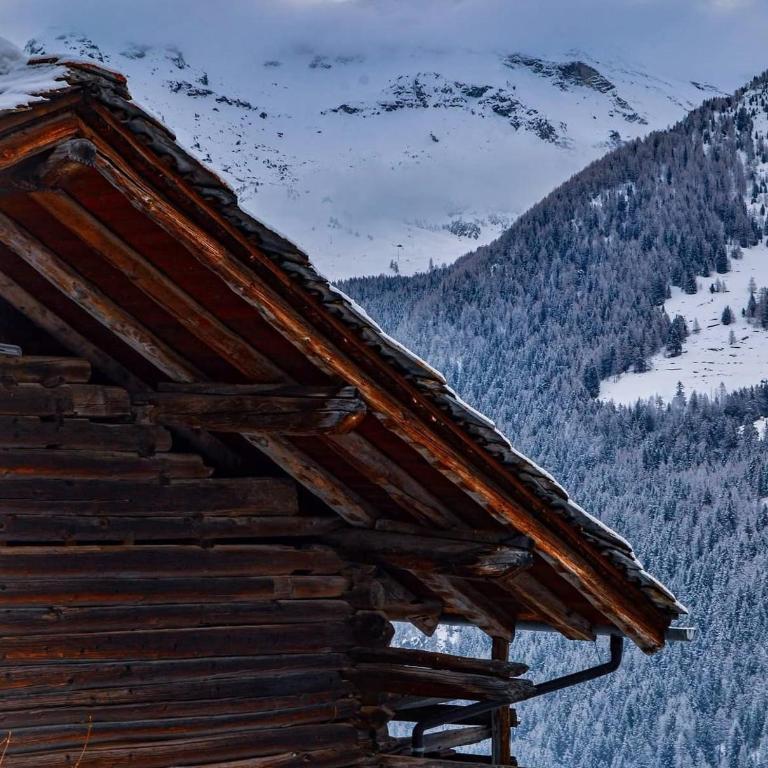 The chalet in the village between Champoluc and Antagnod - Casa con 3 Camere da Letto - 34