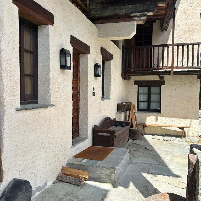 The chalet in the village between Champoluc and Antagnod - Casa con 3 Camere da Letto - 35