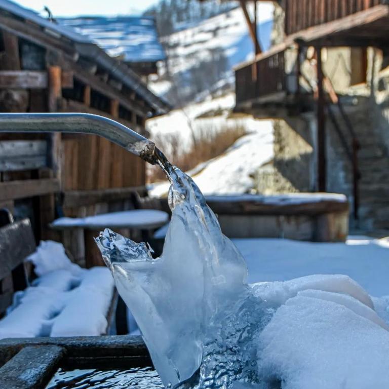 The chalet in the village between Champoluc and Antagnod - Casa con 3 Camere da Letto - 56
