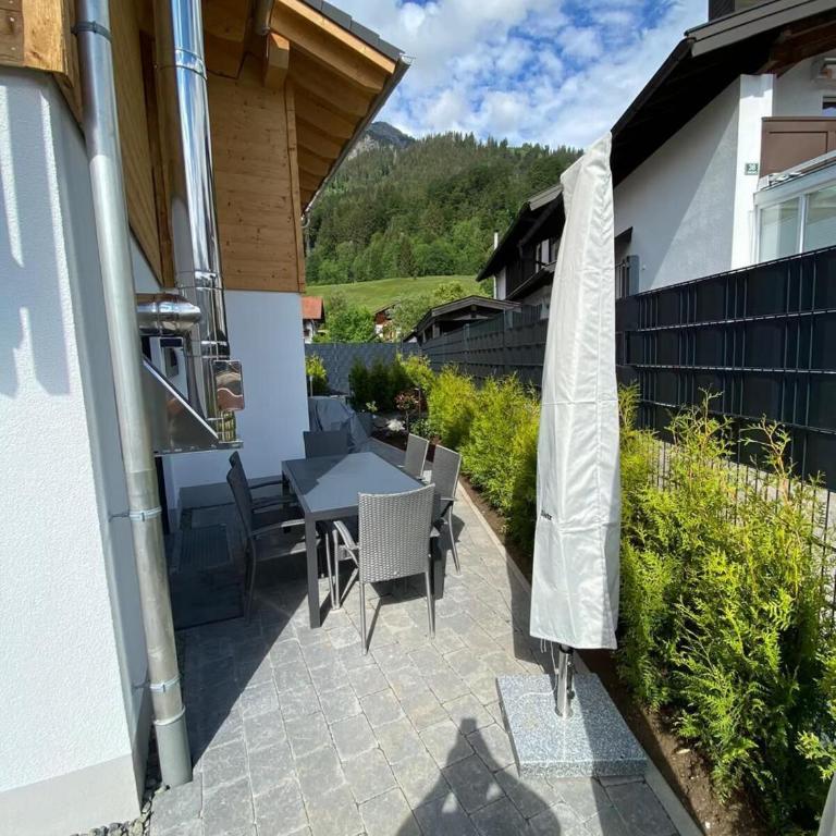 Wunderschönes Chalet in Oberstdorf mit Berg - Mobilheim - 15