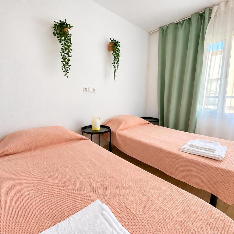 Sènia Central Apartment, Lloret de Mar - 4 Min Walk to the Beach - Appartement 1 Chambre - 3