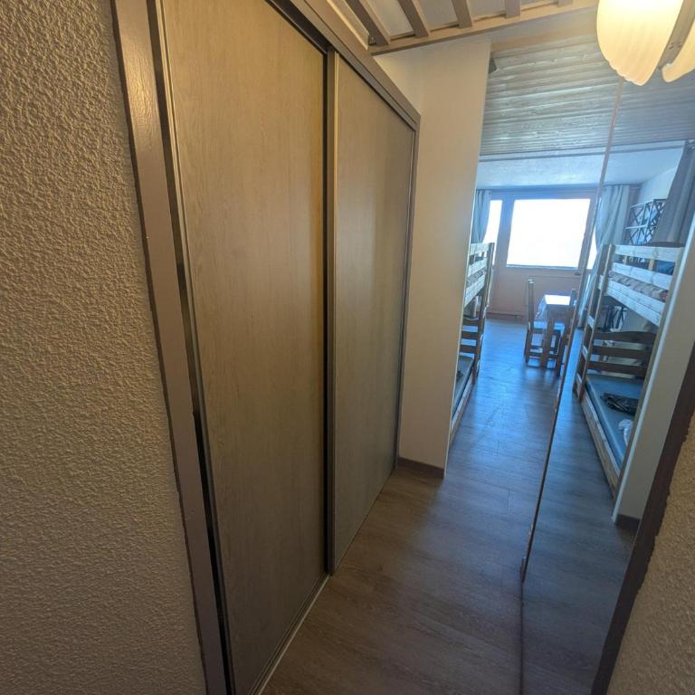 Studio rénové au pied des pistes, vue Mont Blanc - Studio - 12