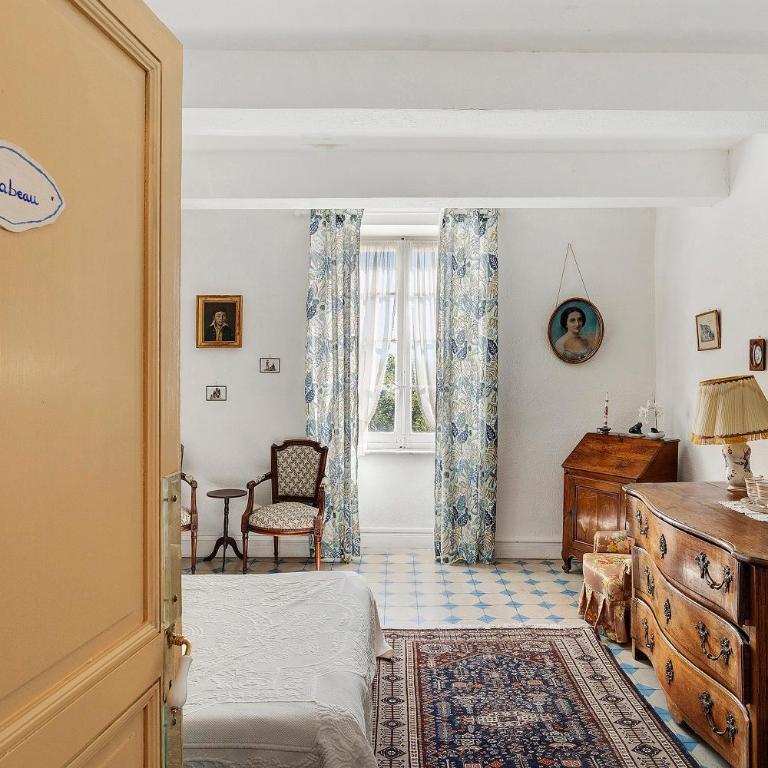 Le Chapitre - Chambre Triple - Vue sur Jardin - 2