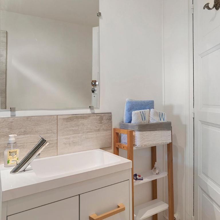 Le Chapitre - Chambre Triple - Vue sur Jardin - 13