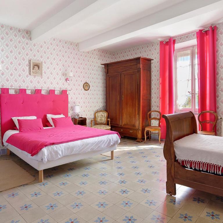 Le Chapitre - Chambre Triple - Vue sur Jardin - 2