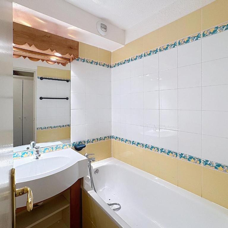 Joli 2 pièces cabine 6 pers., ski aux pieds, exposé sud - One-Bedroom Apartment - 15