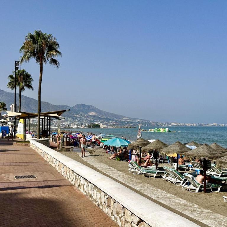 Fuengirola Gem - Sea Views - Walk to Everything - Apartamento de 2 dormitorios con balcón y vistas al mar - 42