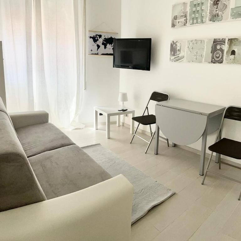 Cozy Vatican 19 - One-Bedroom Apartment - 4