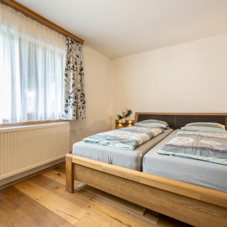 Haus Jenewein - Premium Apartment mit 3 Schlafzimmern und Balkon - 21