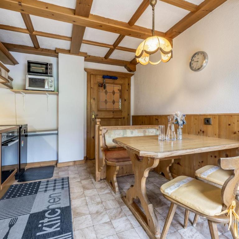 Haus Jenewein - Premium Apartment mit 3 Schlafzimmern und Balkon - 16