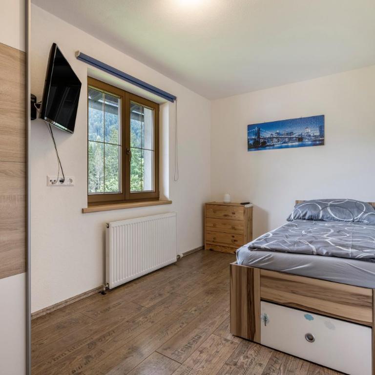 Haus Jenewein - Premium Apartment mit 3 Schlafzimmern und Balkon - 37