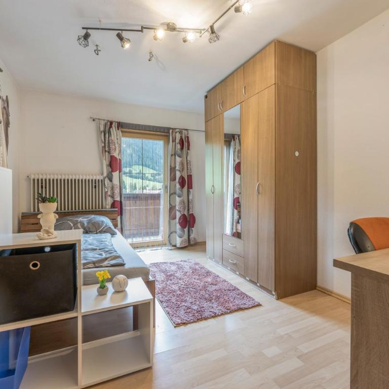 Haus Jenewein - Premium Apartment mit 3 Schlafzimmern und Balkon - 31
