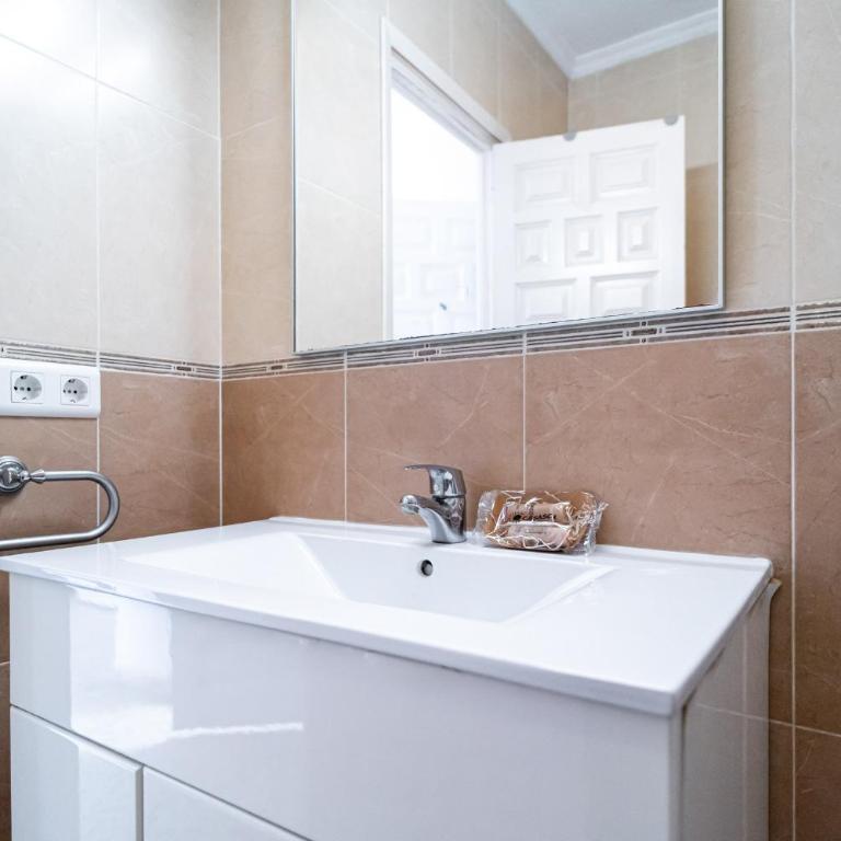 Capistrano Playa 403 Casasol - Apartment with Sea View - 25