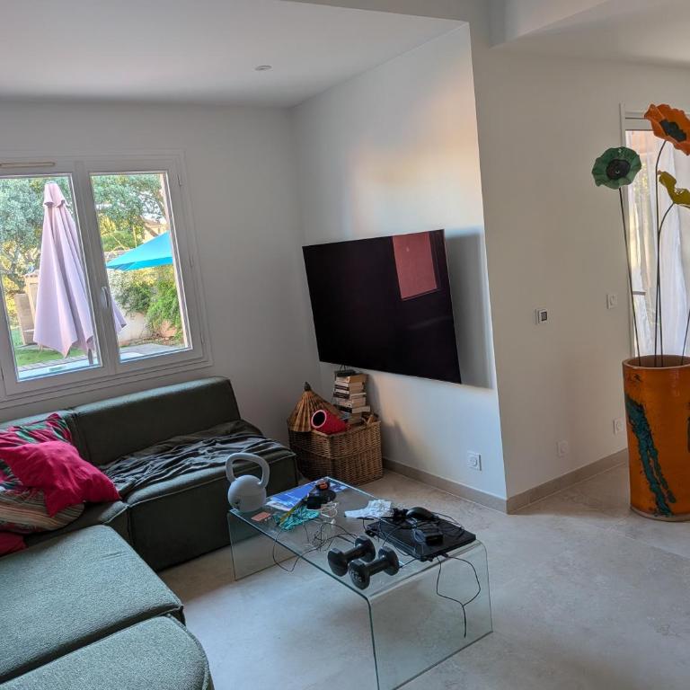 Villa climatisée au calme, 3 chambres, 2 SDB - Villa - Vue sur Jardin - 8
