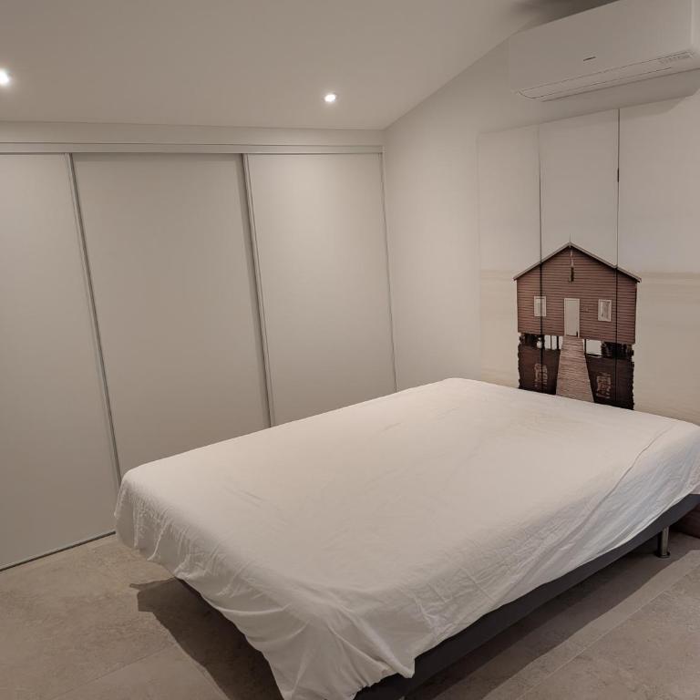 Villa climatisée au calme, 3 chambres, 2 SDB - Villa - Vue sur Jardin - 11
