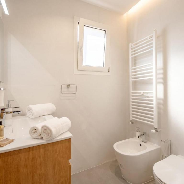 Ravanas Modern Central Apartment - Appartamento con 3 Camere da Letto - 22