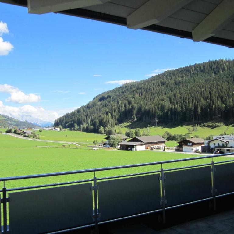 Appartementhaus Gretzel - Apartment mit 3 Schlafzimmern und Terrasse - 24