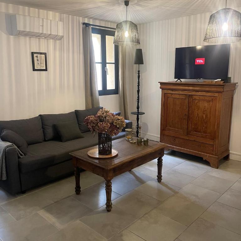 TRES CONFORTABLE DUPLEX au COEUR DE PEZENAS - Appartement 1 Chambre - 6
