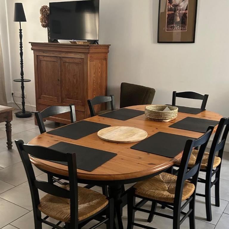 TRES CONFORTABLE DUPLEX au COEUR DE PEZENAS - Appartement 1 Chambre - 2