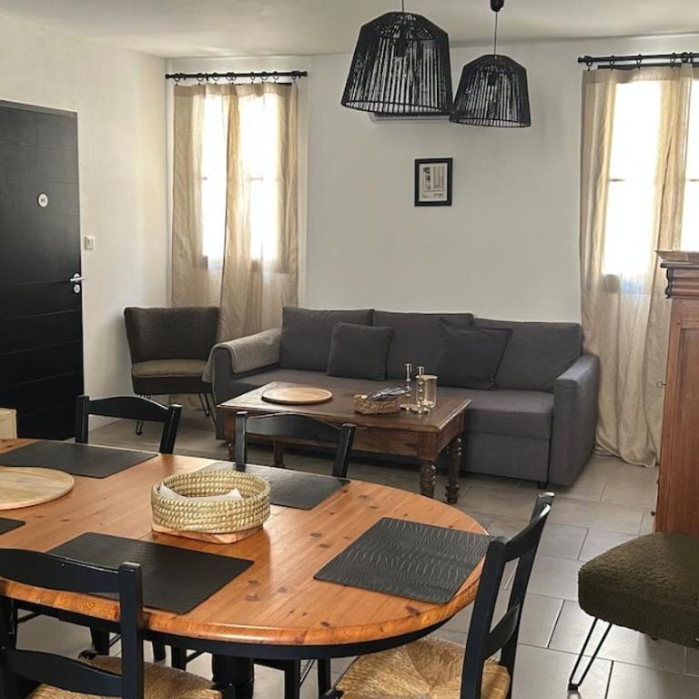 TRES CONFORTABLE DUPLEX au COEUR DE PEZENAS - Appartement 1 Chambre - 31