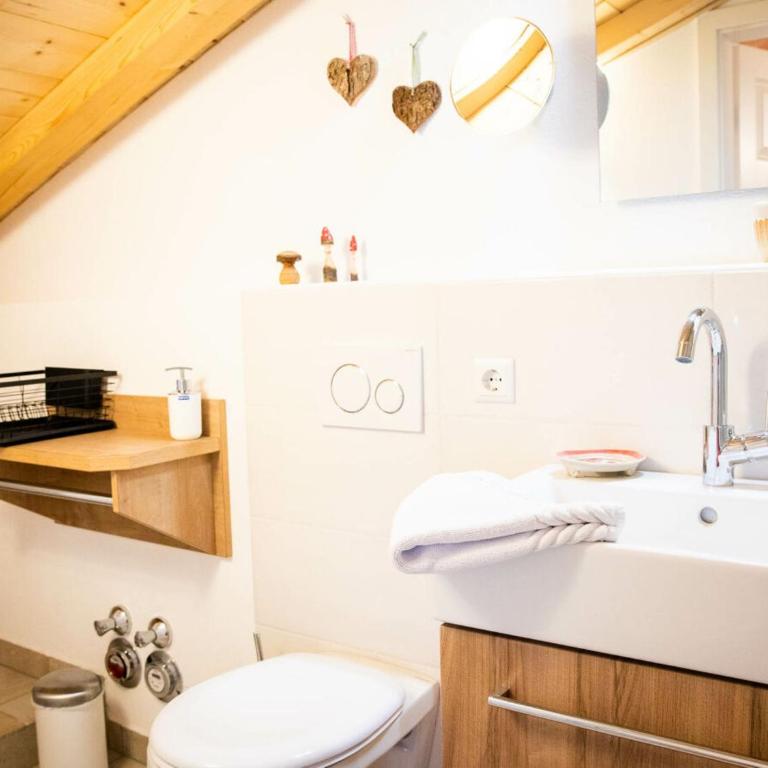 Chalet im Ahornwinkl - Apartment mit 1 Schlafzimmer und Balkon - 8