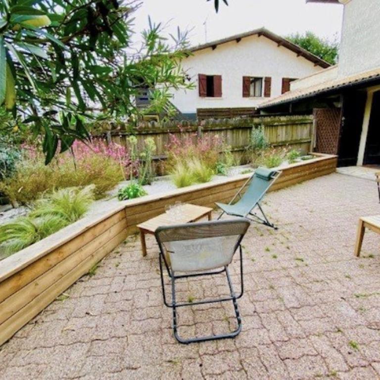 Agréable maison, 8 personnes, devant le départ du marathon du Cap-Ferret ! proche marché - Maison 3 Chambres - 3