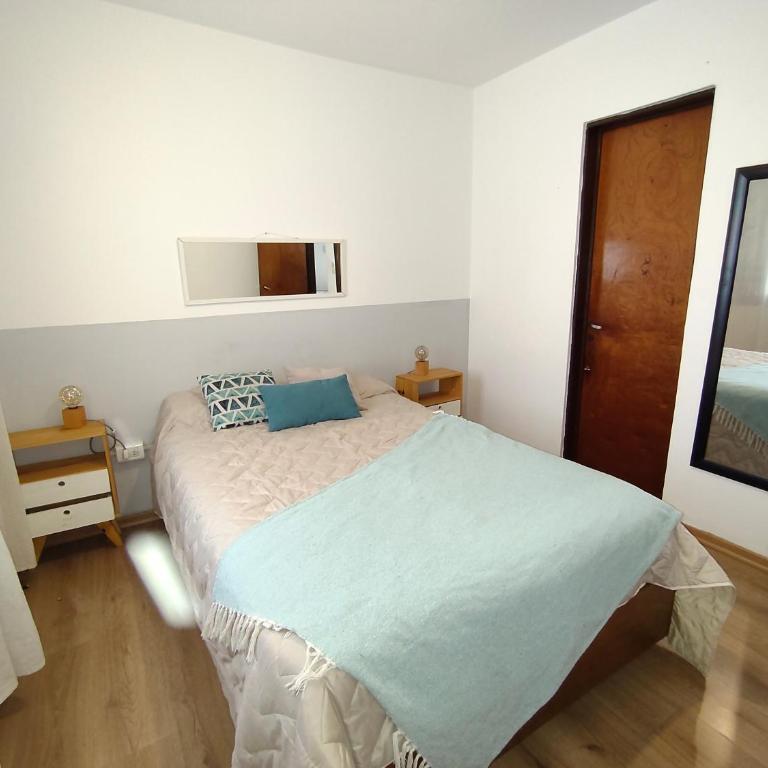 Nva Córdoba a100 mts de la UNC- con patio - One-Bedroom Apartment - 2