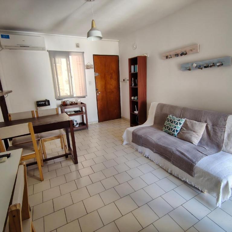 Nva Córdoba a100 mts de la UNC- con patio - One-Bedroom Apartment - 3