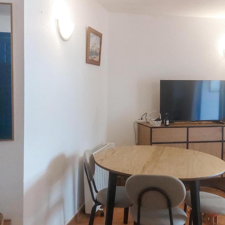 Gorgeous Apartment In Peníscola With Wifi - Apartamento de 1 dormitorio - 5