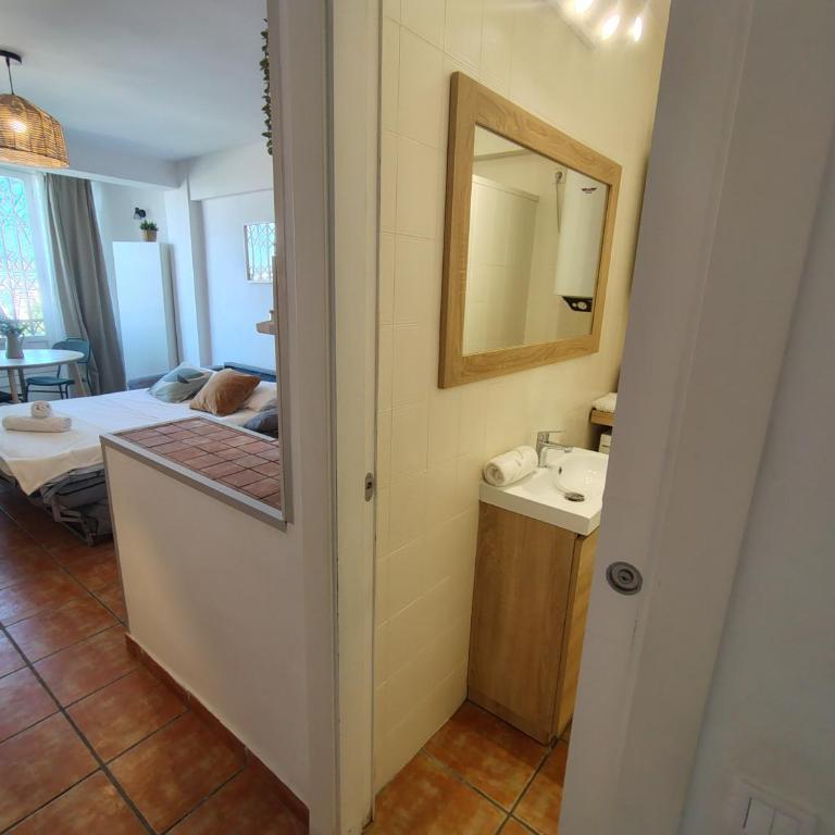 Cozy Studio in Heart of Nueva Andalucía - Pass the Keys - Apartamento Estudio - 11