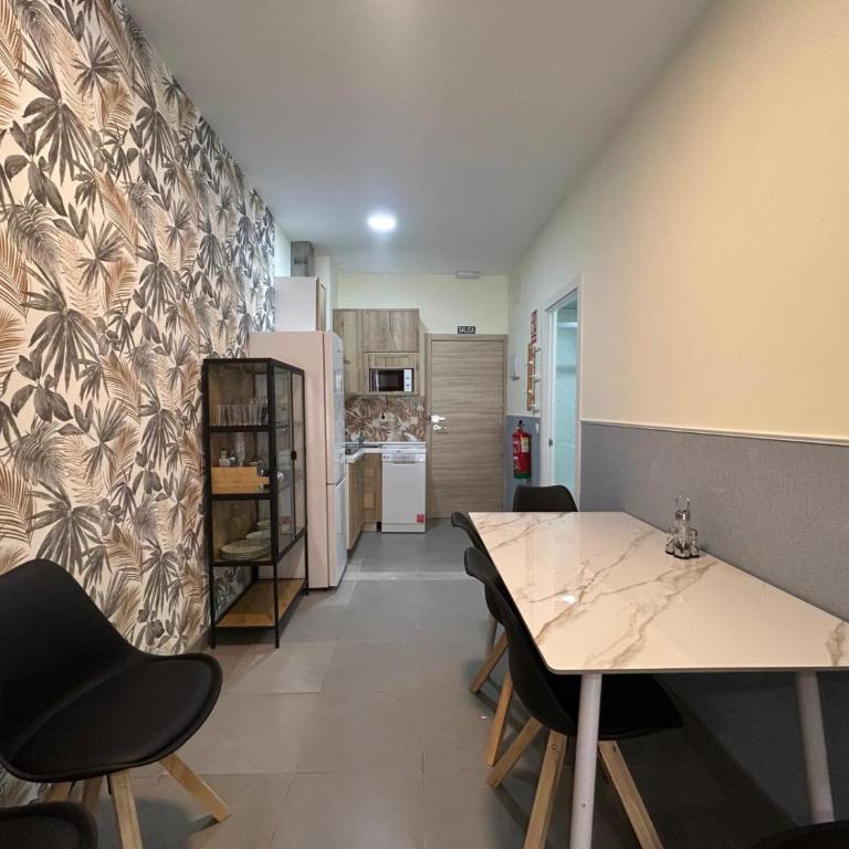 Almendro - One-Bedroom Apartment - 13