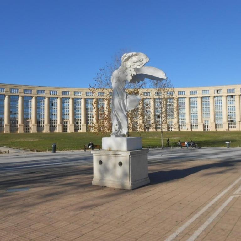 T2 standing 50m2, parking, centre-ville, au calme - Apartment mit 1 Schlafzimmer - 7