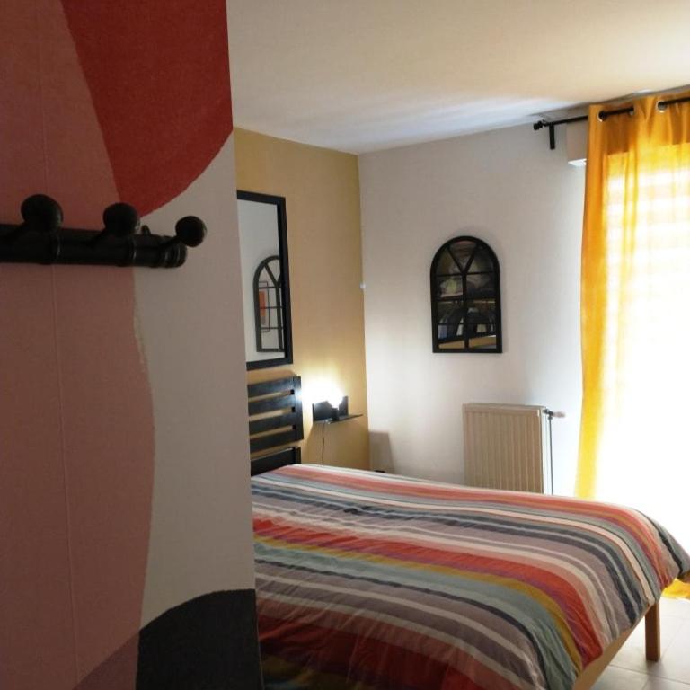 T2 standing 50m2, parking, centre-ville, au calme - Apartment mit 1 Schlafzimmer - 8